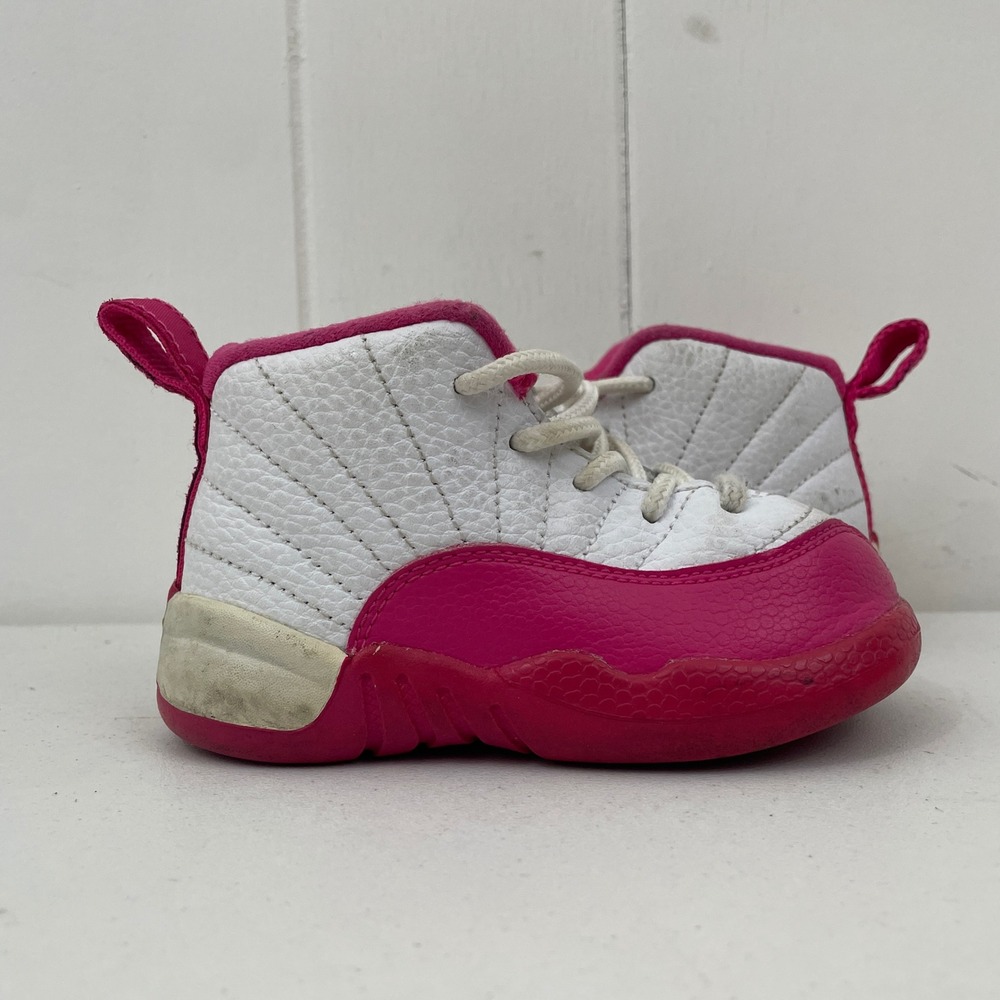 Air Jordan Retro XII 12 Vivid Pink 819666-109 Toddler Size 6C